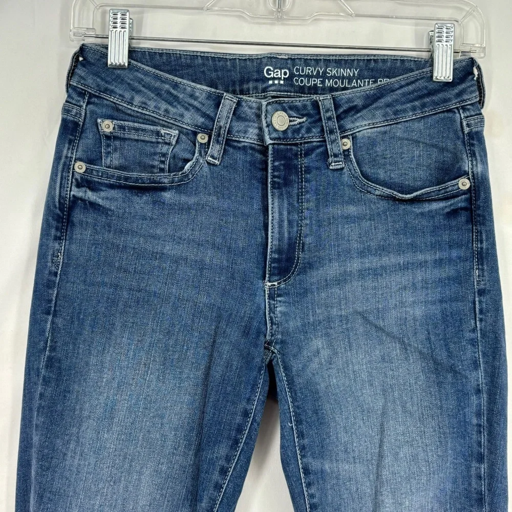 Gap Womens Size 2 Curvy Skinny Jeans Faded Blue Wash Five Pocket Distressed Knee - Picture 2 of 10
